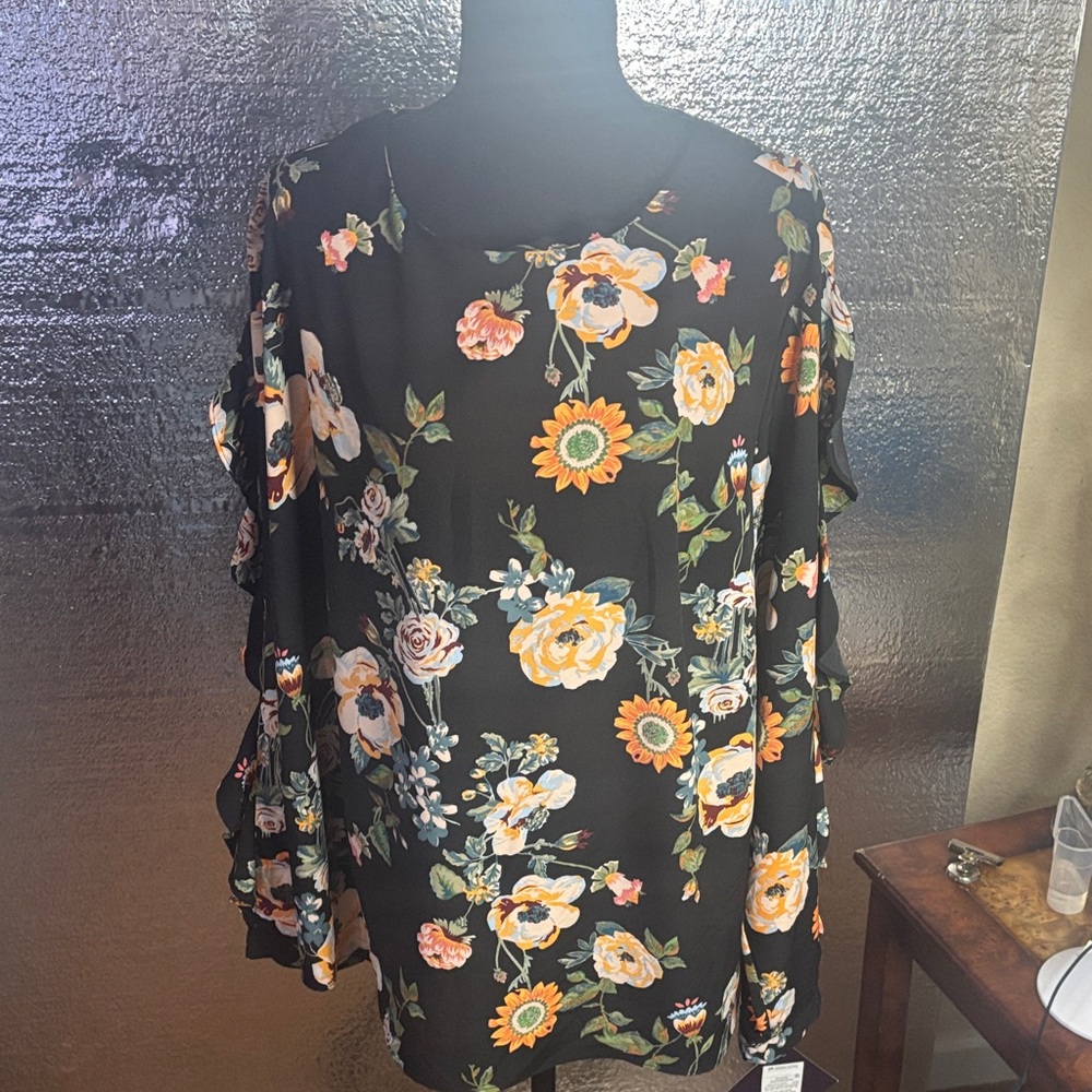 Floral Ruffle Sleeve Blouse - Black and Orange # 119